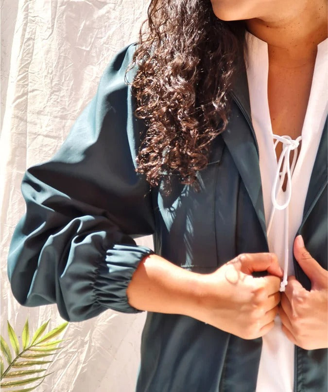 Abrigo UMAI verde esmeralda